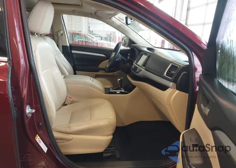 2015 Toyota Highlander Xle V6 из США, поврежденный, VIN 5TDKKRFH1FS045071